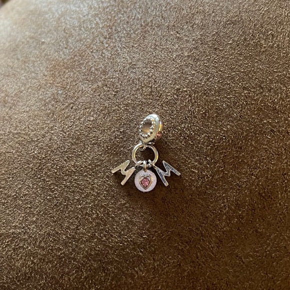 MOM charm - Picture 1 of 2